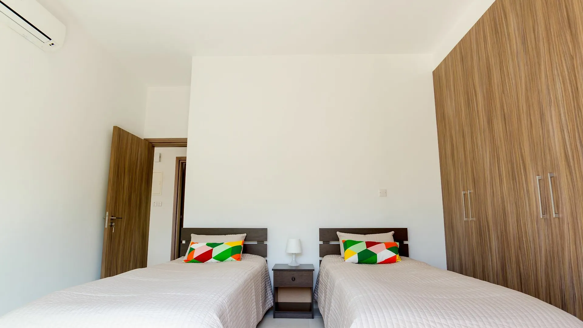 Apartment Qcc Residence Larnaca